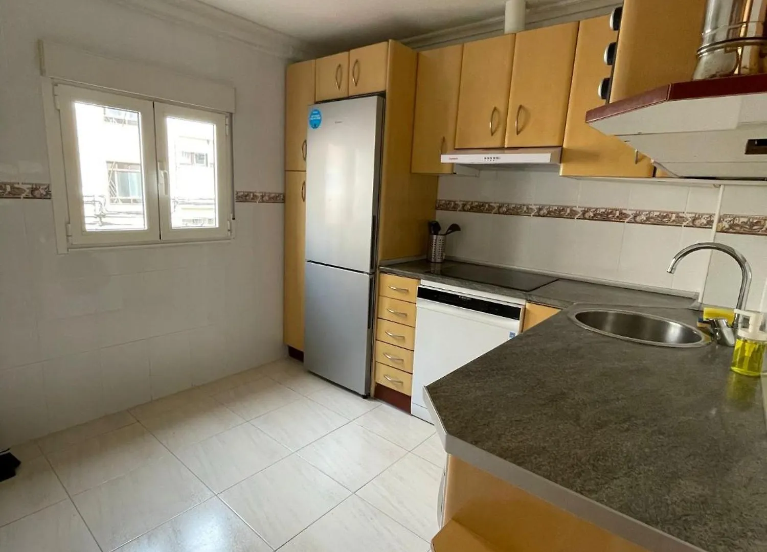 Apartamento En El Centro - Cercano A La Playa Santander Apartment